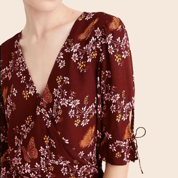 Madewell Crimson Tie-Sleeve Wrap Top in Butterfly Sanctuary Size 8 - Picture 4 of 15
